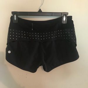 Lululemon black shorts